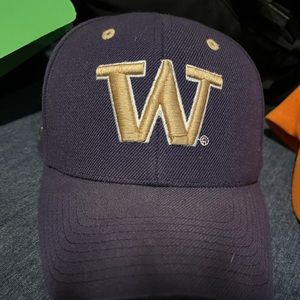 Washington Huskies hat